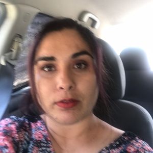 Meet your Posher, Iris